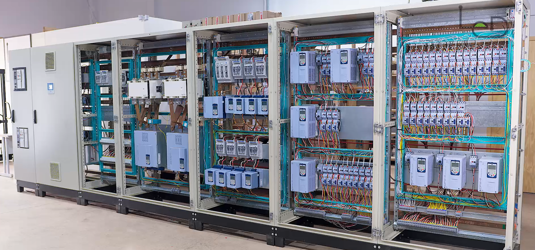 Painel elétrico completo QGBT + CCM + Correção de FP